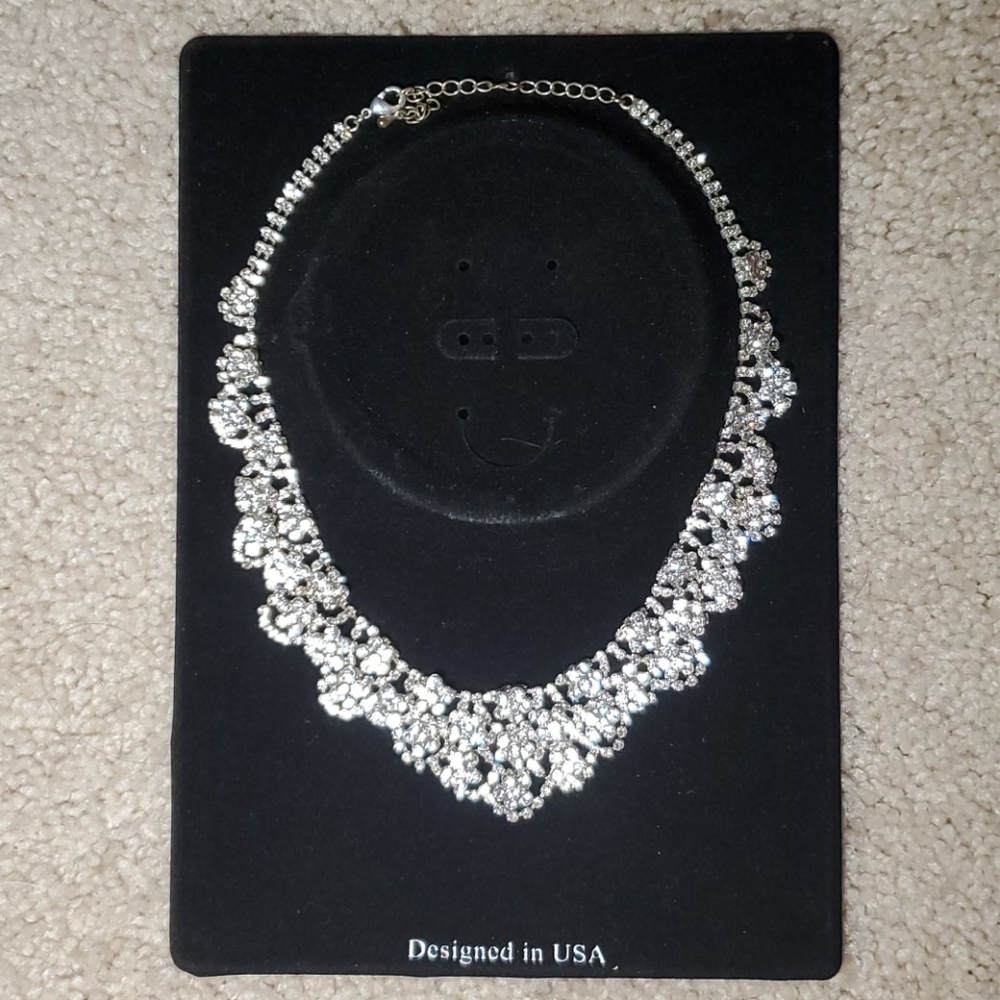Floral Rhinestone Statement Necklace